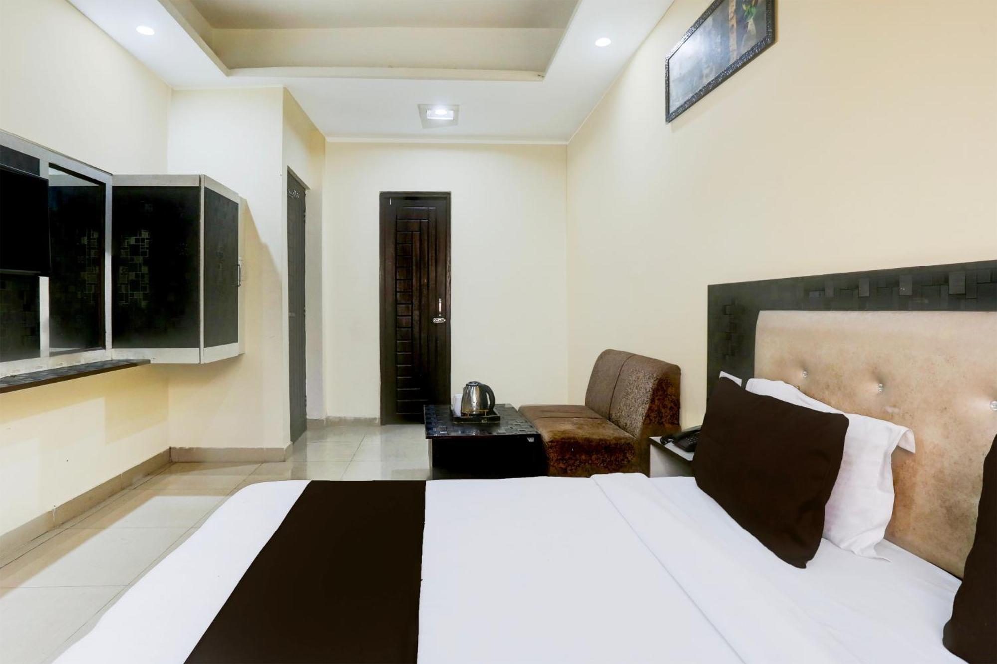 Super Hotel O Indira Enclave Haridwar Raiwala Exterior photo
